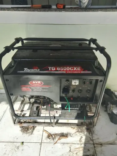 Gerador toyama TG 6500 CXE a gasolina 12litros