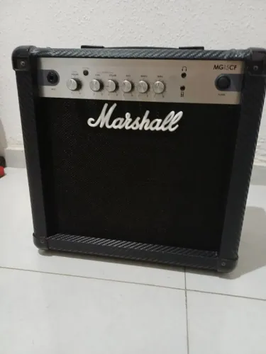 Amplificador Marshall mg15cf