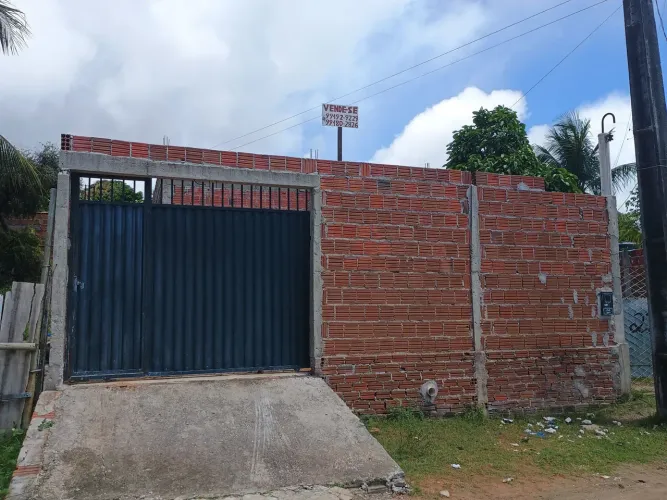 Casa em fase de acabamento 