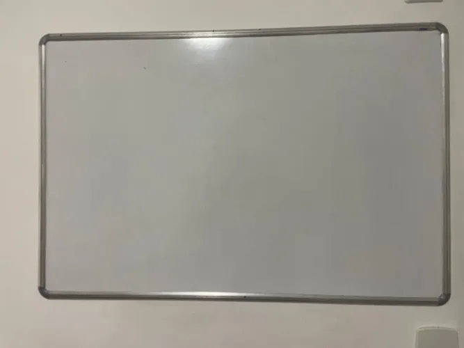 Vendo Quadro Escolar Branco