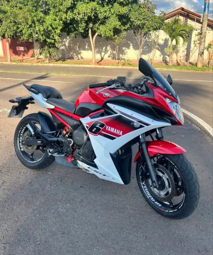 Yamaha XJ6 F