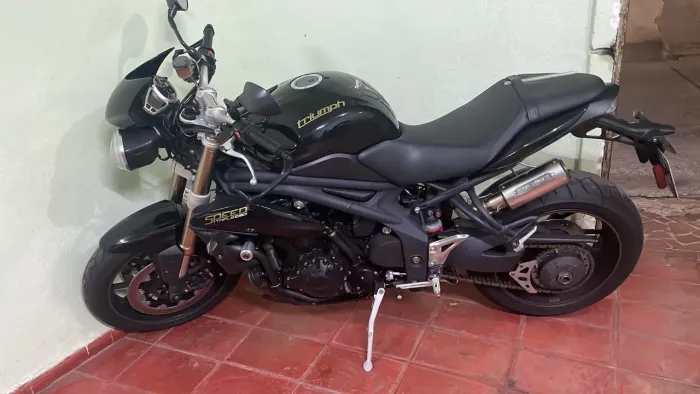 Speed triple 