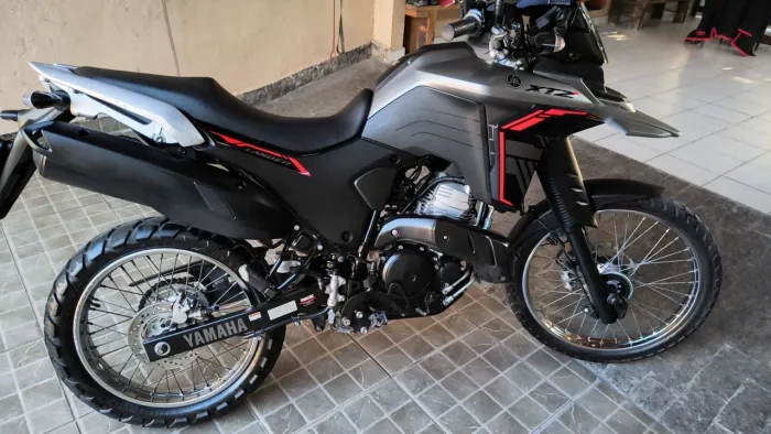 XTX Lander 250 CC Único Dono Raridade