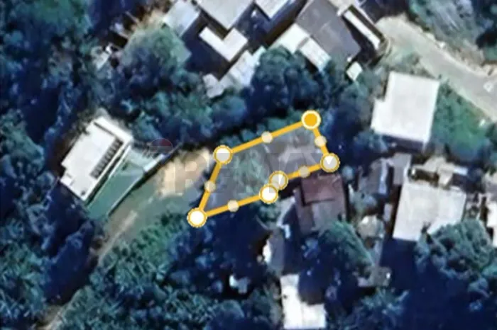 Terreno de 240 m2