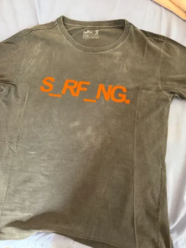 Camiseta Osklen tamanho G em bom estado 