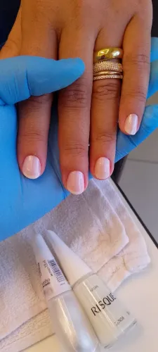 Preciso de manicure