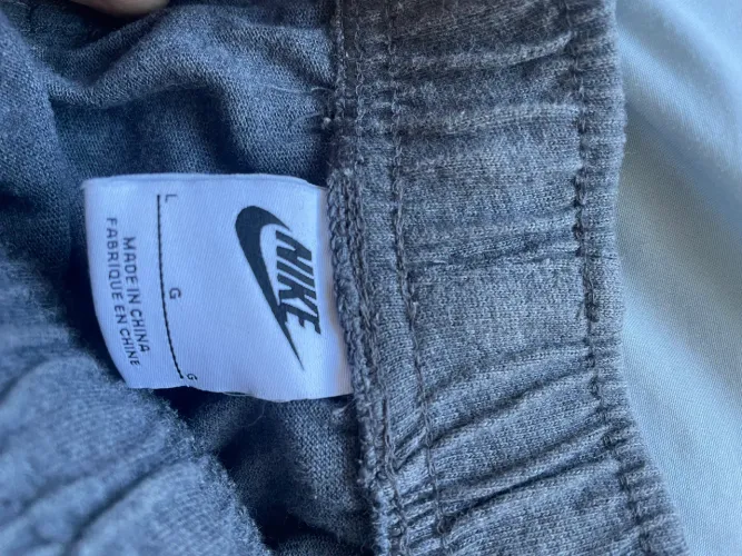 bermuda moletom nike cinza