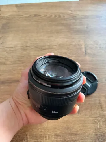 Lente 85 mm. F1.8 yongnuo