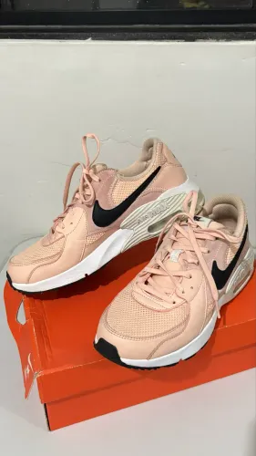 Tênis Nike Air Max Excee