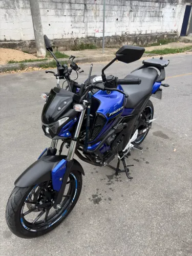 VENDO FZ15 23/24