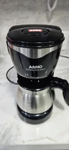 Cafeteira Arno Perfectta 220v, 12 xícaras, 600W, capacidade máxima 650ml