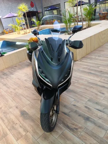 Moto em excelente estado de conservação 