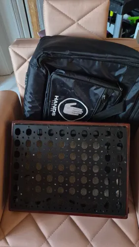 Pedalboard Hands Supreme 40x30 c/Bag