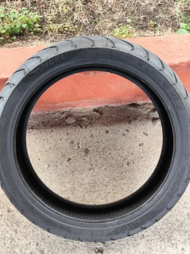 Pneu Pirelli Angel ST
