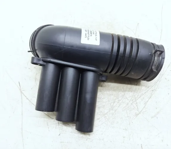 Mangueira Filtro Ar Vw Jetta Tsi 1.4 2018 04e129651c