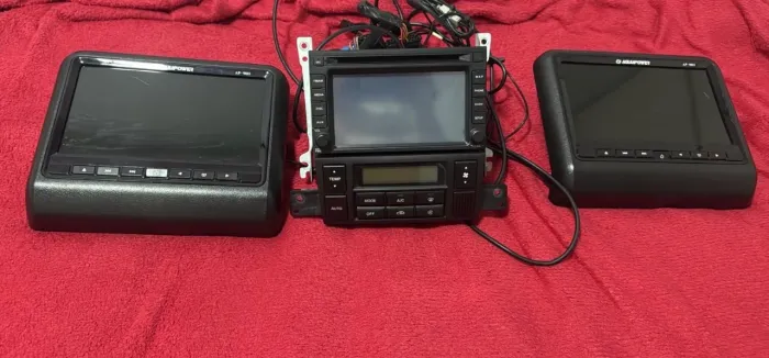 Kit multimídia semi novo