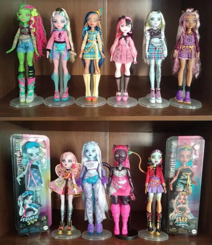 Lote com bonecas Monster High G3 ( completas )