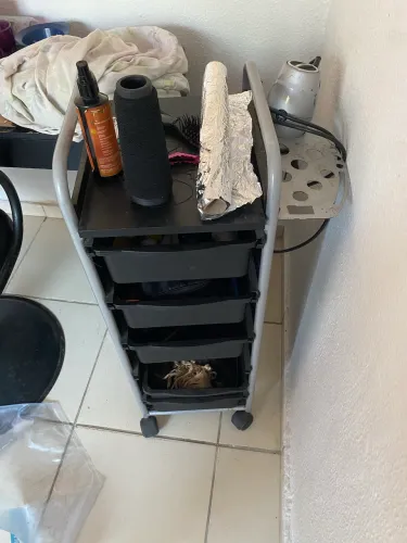 Cadeira e carrinho auxiliar 