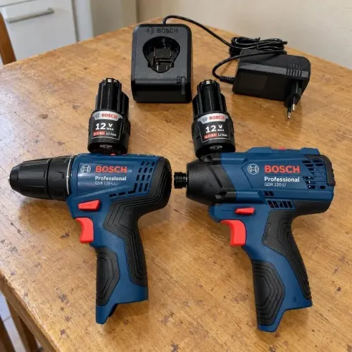Kit Bosch Professional 12V GSR 120-LI + GDR 120-LI com 2 Baterias 2Ah e Carregador