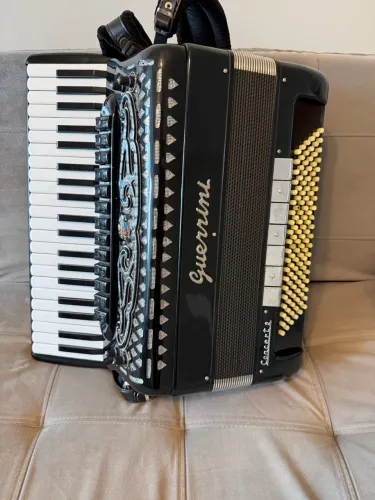 Acordeon sanfona 120 baixos duplo cassoto