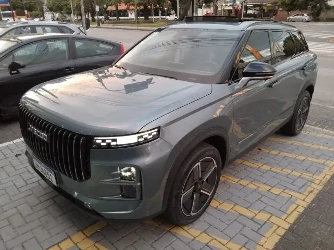 Jaecoo 7 / J7 Luxury 1.5 TB 16V AUT 5P (híbrido) 2026
