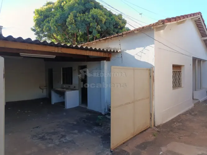 Casa de Fundos para locação na Boa Vista