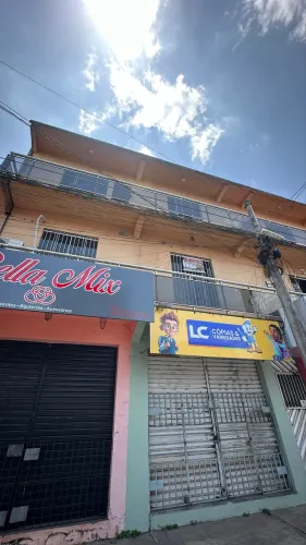 Apartamento amplo no centro de Abaetetuba - ideal para morar ou montar seu negócio
