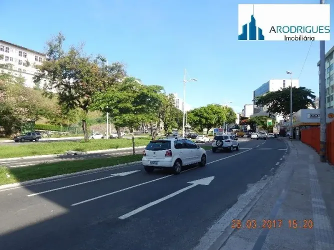 GALPÃO COM 2010mts² CONSTRUÍDO, ÓTIMO PARA MERCADO, HOSPITAL, CLINICAS, EXCELENTE LOCALIZA