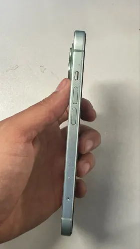 iPhone 15
