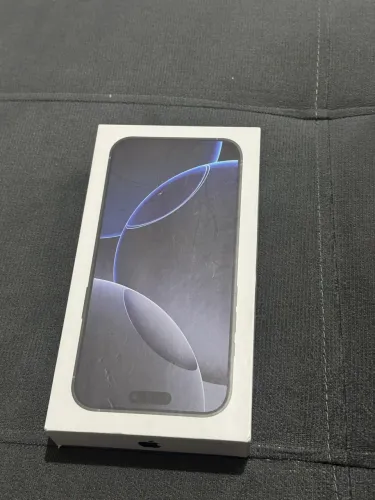 iPhone 16 