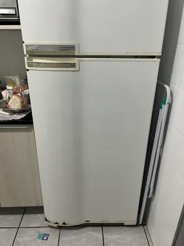 Geladeira Continental