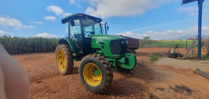 Trator JD 5078E