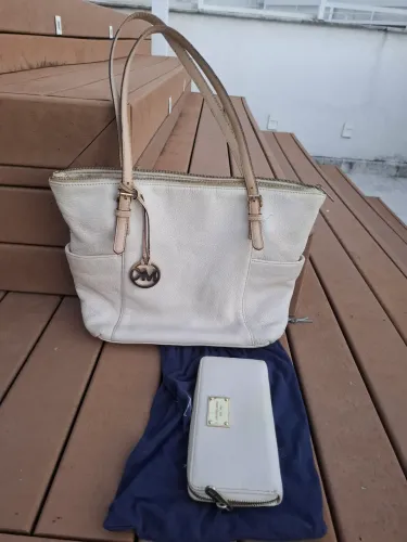Bolsa e carteira Michael kors