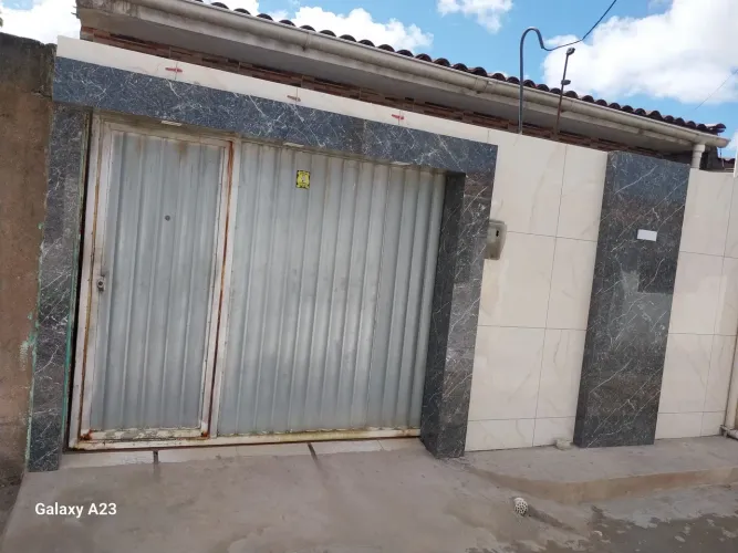 Vende-se este Portão
