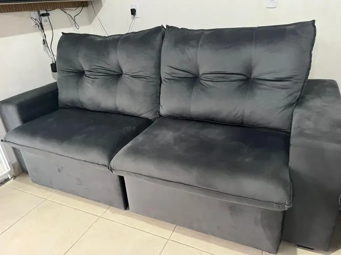 Vende-se sofá novo 3 meses de uso 