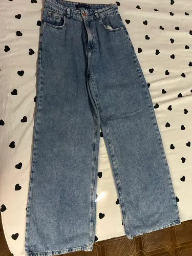 Calça jeans (TAM 38)