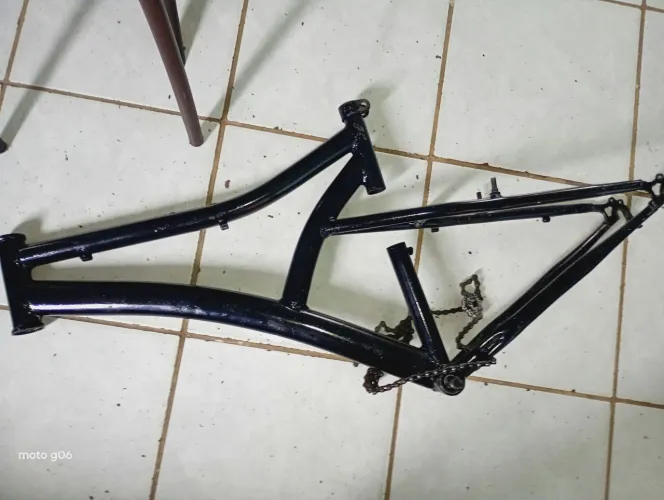 Quadro Caloi sandes 26 tinta 0 sem nenhum trincado, rolo em peças de 29  ou venda 