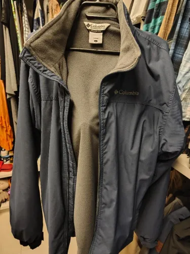 Jaqueta Columbia azul marinho - Impermeável forrada com fleece tamanho G
