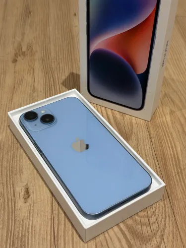 iPhone 14 Blue