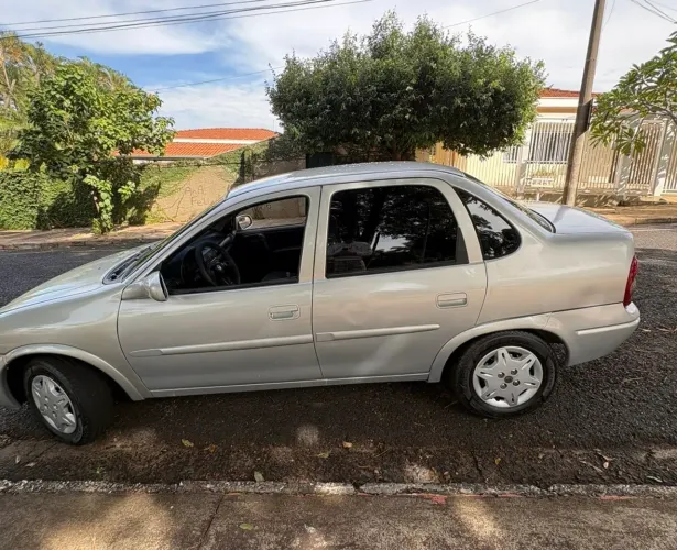 Chevrolet Corsa Sed.wind 1.0/millenium/classic VHC (álcool) 2004