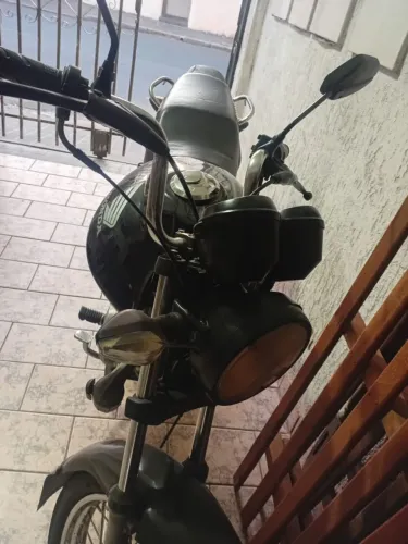 Vende_se uma moto