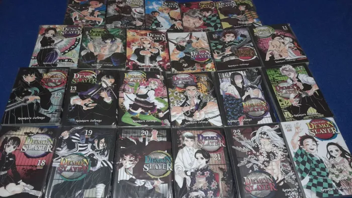Coleção Demon Slayer (Kimetsu no Yaiba) Vol. 01 ao 23