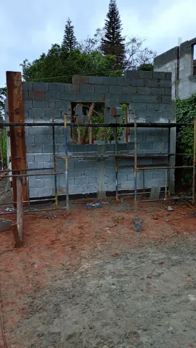 Reformas e construções do básico ao acabamento