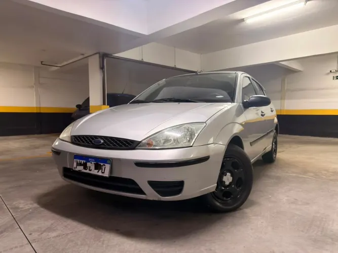 Ford Focus 1.6 S/se/se Plus Flex 8v/16v 5P 2009