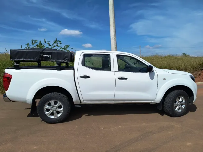 Nissan Frontier S CD 4X4 2.3 TB Diesel Mec. 2022