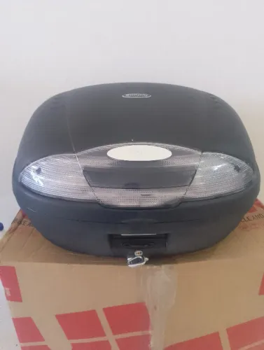 Baú Givi Monolock Simply 45litros Bauleto Moto Fumê + Suporte para Bagageiro