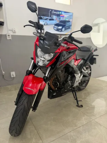 Cb twister 300F 