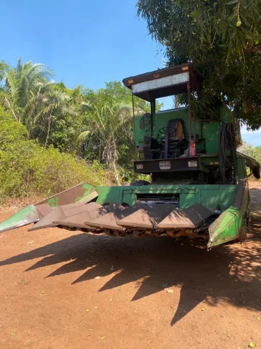 Colheitadeira 6200