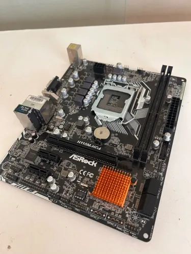 Placa mãe Asrock H110 - 7ª geração - Leia a descrição