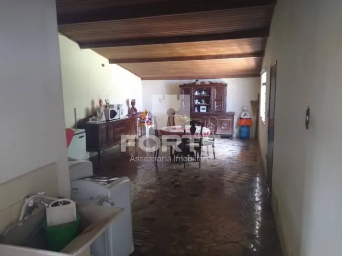 VENDO excelente chácara com escritura no Bairro Boa vista em Santa Isabel, com 03 dormitór